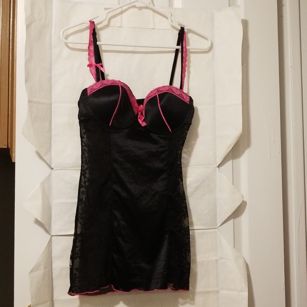 Ladies wear, size L, NWOT